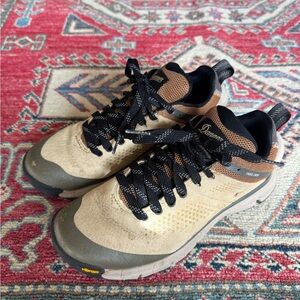 Danner Women’s Trail 2650 Gore-tex Hiking Shoes